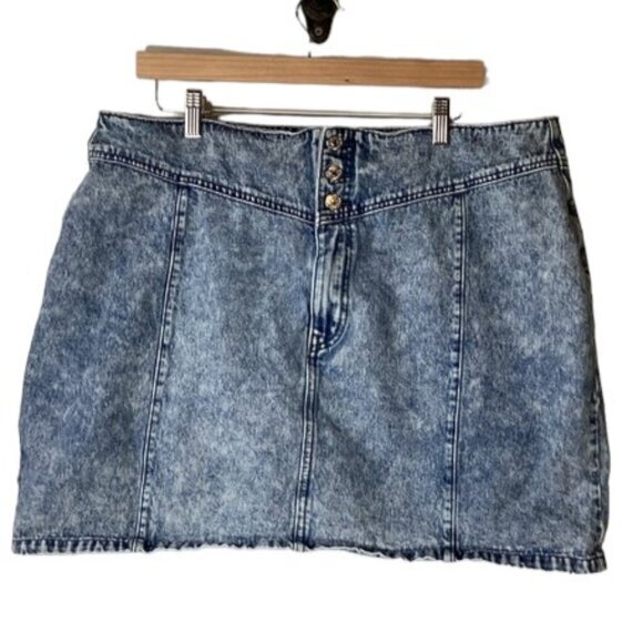 Forever 21 Dresses & Skirts - Forever 21 Denim Skirt Bleached or Stone Wash Look Size 2X